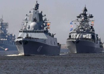 استعراض قوة.. موسكو تضع الأسطول الروسي بالمحيط الهادئ في حالة تأهب قصوى 5