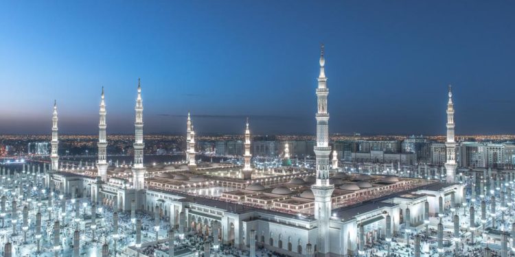 36 عربة جولف.. المسجد النبوي يعلن جاهزيته لاستقبال الملايين بالعشر الأواخر من رمضان 1