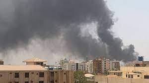 عاجل | اندلاع حريق ضخم داخل مطار الخرطوم الدولي 4