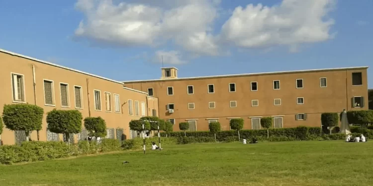 الحكومة تكشف حقيقة إغلاق مدرسة كلية النصر للبنات بالإسكندرية وتسريح الطلاب