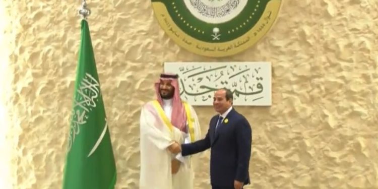 متحدث الرئاسة يكشف تفاصيل لقاء السيسي وولي العهد السعودي 1