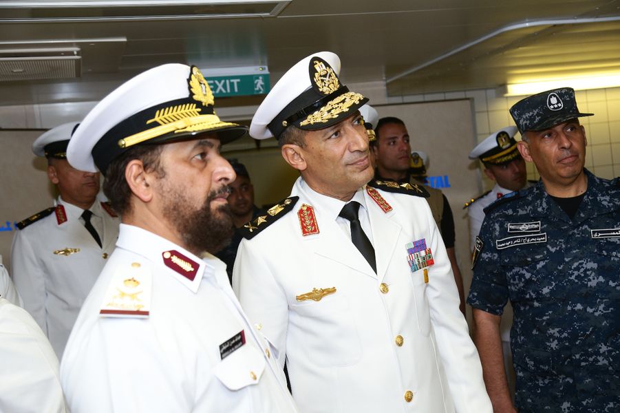 القوات البحرية تستقبل قائدا القوات البحرية السعودية والقوات البحرية القطرية 3
