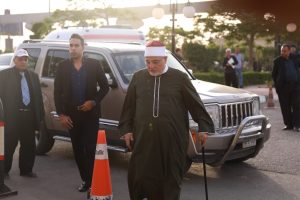  الخطيب وعلي الدين هلال في عزاء شقيق محمد أبو العينين | صور 6
