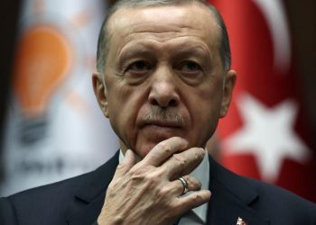 نتائج أولية: أردوغان يحصل على 59.7% وكليجدار 42.91% في سباق الرئاسة التركية 2