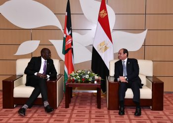 الرئيس السيسي يلتقي نظيره الكيني على هامش انعقاد قمة تجمع الكوميسا 4