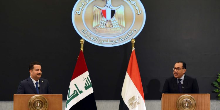 رئيس وزراء العراق يؤكد أهمية متابعة تنفيذ ما يتم توقيعه من اتفاقات ومذكرات تفاهم