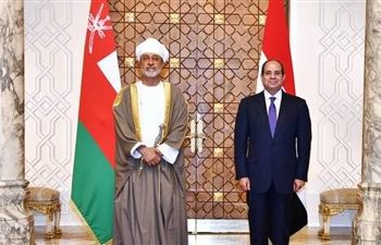 سلطان عمان يهنئ السيسي بعيد الأضحى المبارك