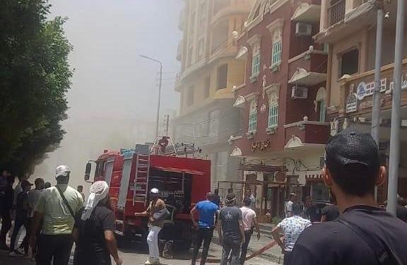 عاجل| حريق هائل في مطعم الشام السوري بـ الإسماعيلة 1