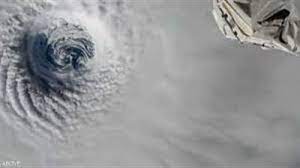 الإعصار بيبارجوي يضرب الهند.. وإجلاء الآلاف | فيديو
