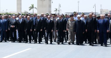 عاجل | الرئيس السيسي يشارك في جنازة والدة رئيس الحكومة مصطفى مدبولي 3