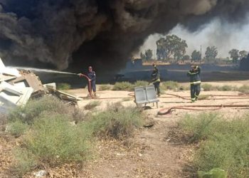 حريق مخزن مخلفات فى "أبوصوير" بالإسماعيلية | صور 1
