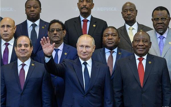 بوتين: القادة الأفارقة أبدوا رغبتهم السياسية في التعاون مع روسيا 1