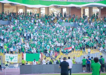 جماهير المصري تزين برج العرب قبل انطلاق نهائي كأس الرابطة |صور 2