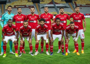 شريف يقود الهجوم.. تشكيل الأهلي لمواجهة بيراميدز في الدوري المصري 5