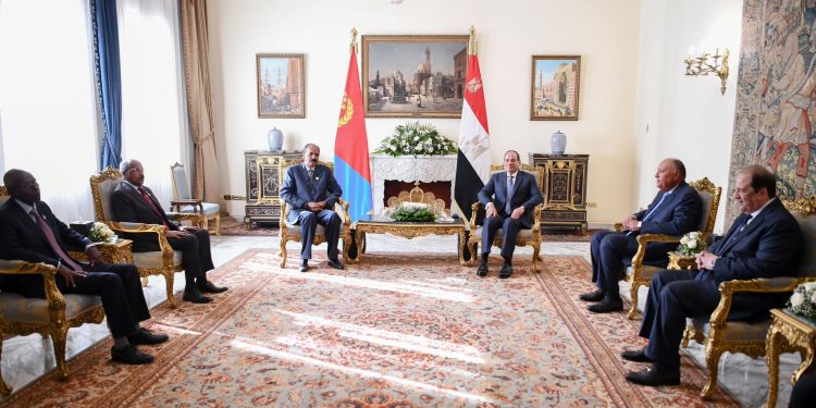 السيسي يؤكد لنظيره الإريترى حرص مصر على تعزيز العلاقات الثنائية 1