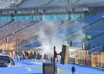 "كابل الفار ضرب".. حريق في أرضية استاد القاهرة قبل مباراة القمة 1