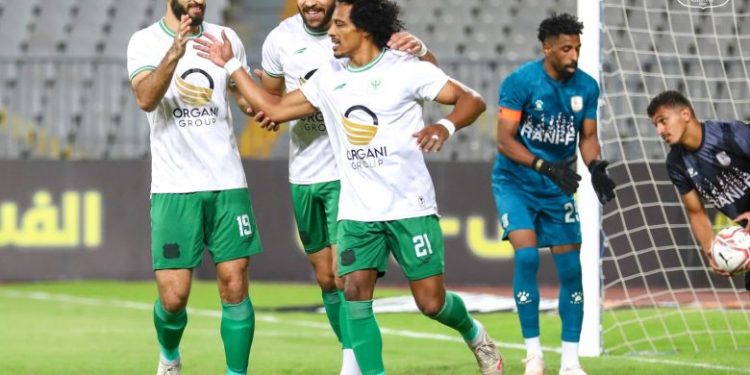 المصري يقسو على فاركو بثلاثية في الدوري المصري 1