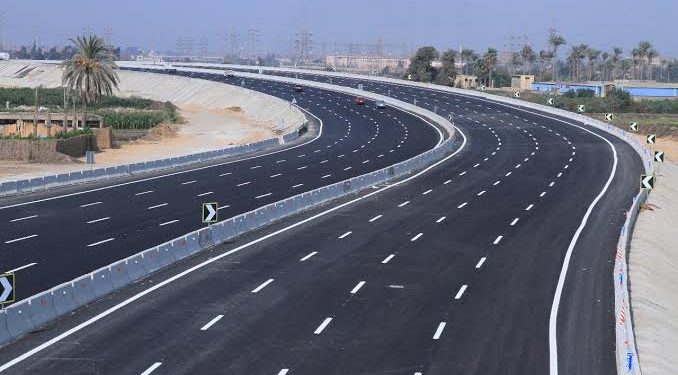رئيس الوزراء: مشروعات الطرق جعلت مصر في المركز الـ 18 على مستوى العالم