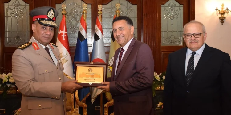 بروتوكول تعاون بين القوات المسلحة وجامعة القاهرة 1
