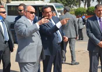 وزير التنمية المحلية ومحافظ القاهرة يتفقدان عددًا من المشروعات الخدمية بالعاصمة