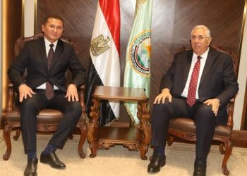 القصير يلتقي سفير أوزبكستان بالقاهرة لمتابعة تعزيز آليات التعاون الزراعي 2