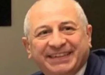 تعيين عمرو محمود رئيسًا لقطاع الأسواق الحرة بمصر للطيران 2