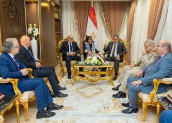 وزير الانتاج الحربي يستعرض مع نظيره الصربي الإمكانيات المصرية في التصنيع العسكري 2