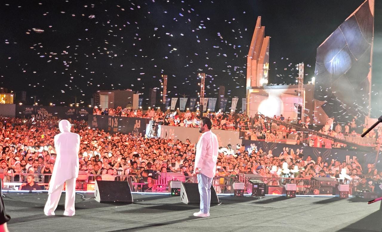 حميد الشاعري يشعل مهرجان العلمين بـ أغنية "بالي رايق" وسط حضور جماهيري ضخم 1