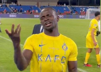 "لا يمتلك كأس أفريقيا".. ماني يسخر من صلاح أثناء احتفاله بالبطولة العربية 2
