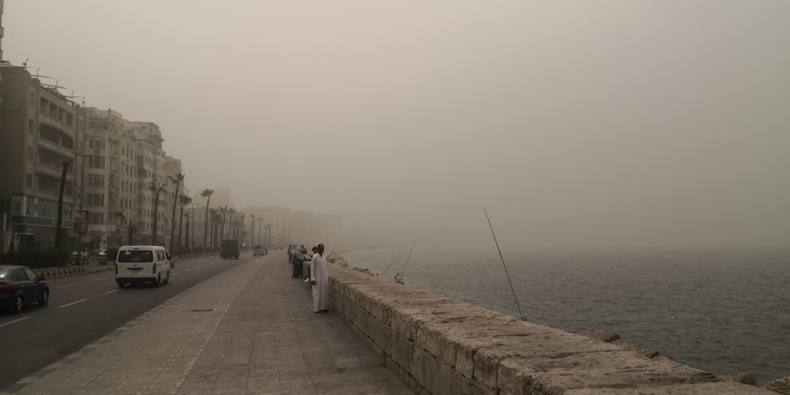 كيف تؤثر بقايا العاصفة دانيا على مصر.. أمطار وانخفاض الرؤية في القاهرة
