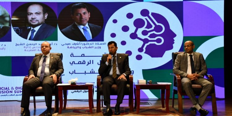 وزير الرياضة: التحول الرقمي محور اساسي من محاور استراتيجية تطوير النشاط الرياضي في مصر