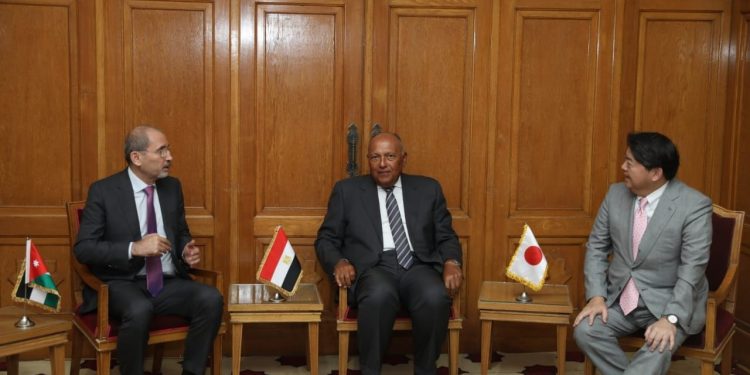 القاهرة تستضيف الاجتماع الأول لآلية المشاورات الثلاثية بين مصر والأردن واليابان