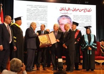 وزير التعليم العالي: يشهد حفل أكاديمية الشروق بمناسبة تخريج دفعة "المهندس إبراهيم محلب" 2