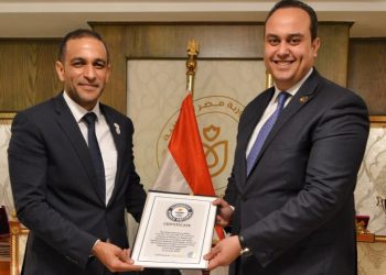 رئيس الرعاية الصحية: شهادة جينيس إنجاز تاريخي يضاف لسجل إنجازات الدولة المصرية