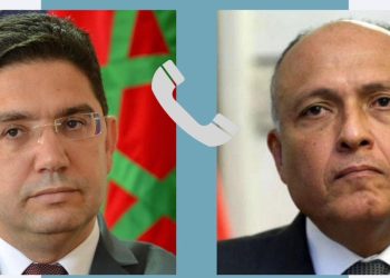 سامح شكري يجري اتصالاً هاتفياً مع وزير خارجية المغرب