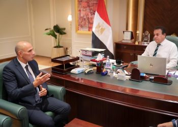 وزير الصحة يستقبل سفير مصر لدى دولة جيبوتي