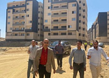 وزير الإسكان: تشطيب 5328 وحدة سكنية بالقاهرة الجديدة ضمن « سكن كل المصريين»