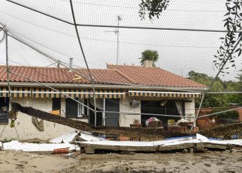 وفاة 22 شخص في فيضانات جنوبي البرازيل 1