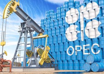 الطاقة الدولية: خفض روسيا والسعودية إنتاج النفط يهدد بزيادة الأسعار 1