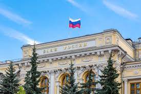 المركزي الروسي يرفع سعر الفائدة بمقدار 100 نقطة أساس إلى 13%