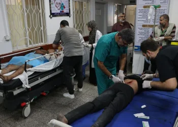 وصول 19 مصابا من قطاع غزة لـ معبر رفح للعلاج في مصر