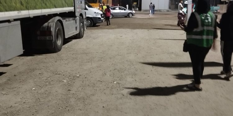 وصول 24 شاحنة مساعدات إلى غزة عبر معبر رفح 1