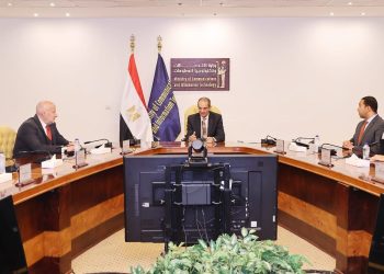 وزير الاتصالات يشهد توقيع مذكرة تفاهم لبناء كابل بحري يربط بين مصر وألبانيا