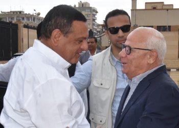 محافظ بورسعيد يستقبل وزير التنمية المحلية