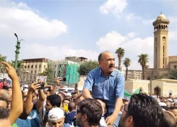 بالروح بالدم نفديك يا أقصى.. كمال أبو عيطة يقود مسيرات دعم فلسطين من الجامع الأزهر