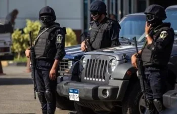القبض على 6 عناصر إجرامية خلال حملات أمنية في 3 محافظات