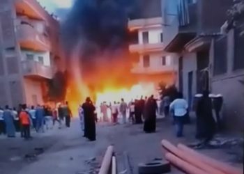 عاجل |إصابة 14 باختناقات الدخان في انفجار محطة وقود بـ اشمون المنوفية 1