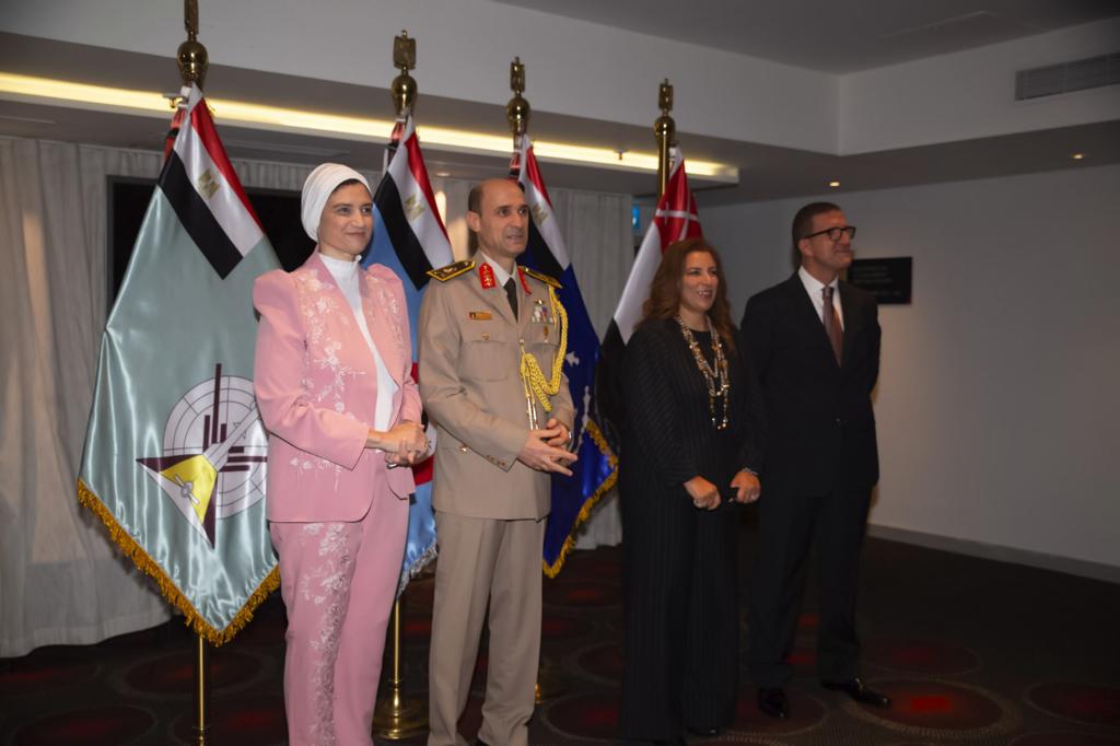 مكتب الدفاع المصري فى لندن يحتفل باليوبيل الذهبي لإنتصارات أكتوبر المجيدة 14