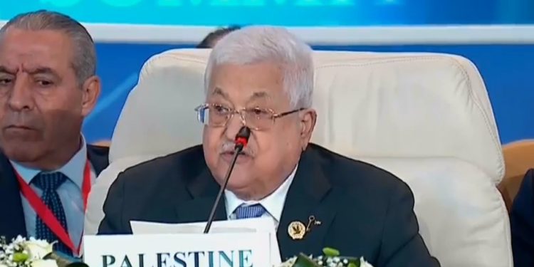 رئيس فلسطين: لن نقبل تهجير الفلسطنيين وسنصمد على أرضنا