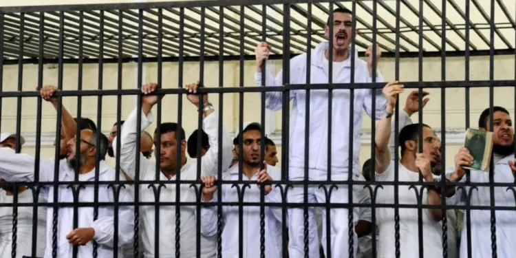 بعد قليل.. محاكمة المتهمين في خلية السويس الإرهابية 1